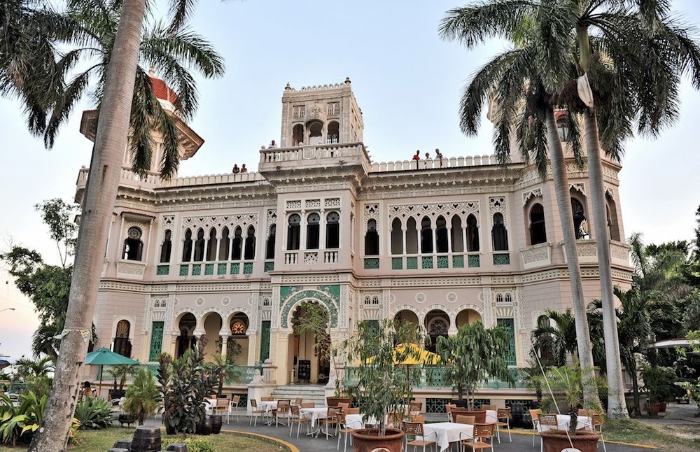 cienfuegos (copia)   shutterstock_163030631 copia